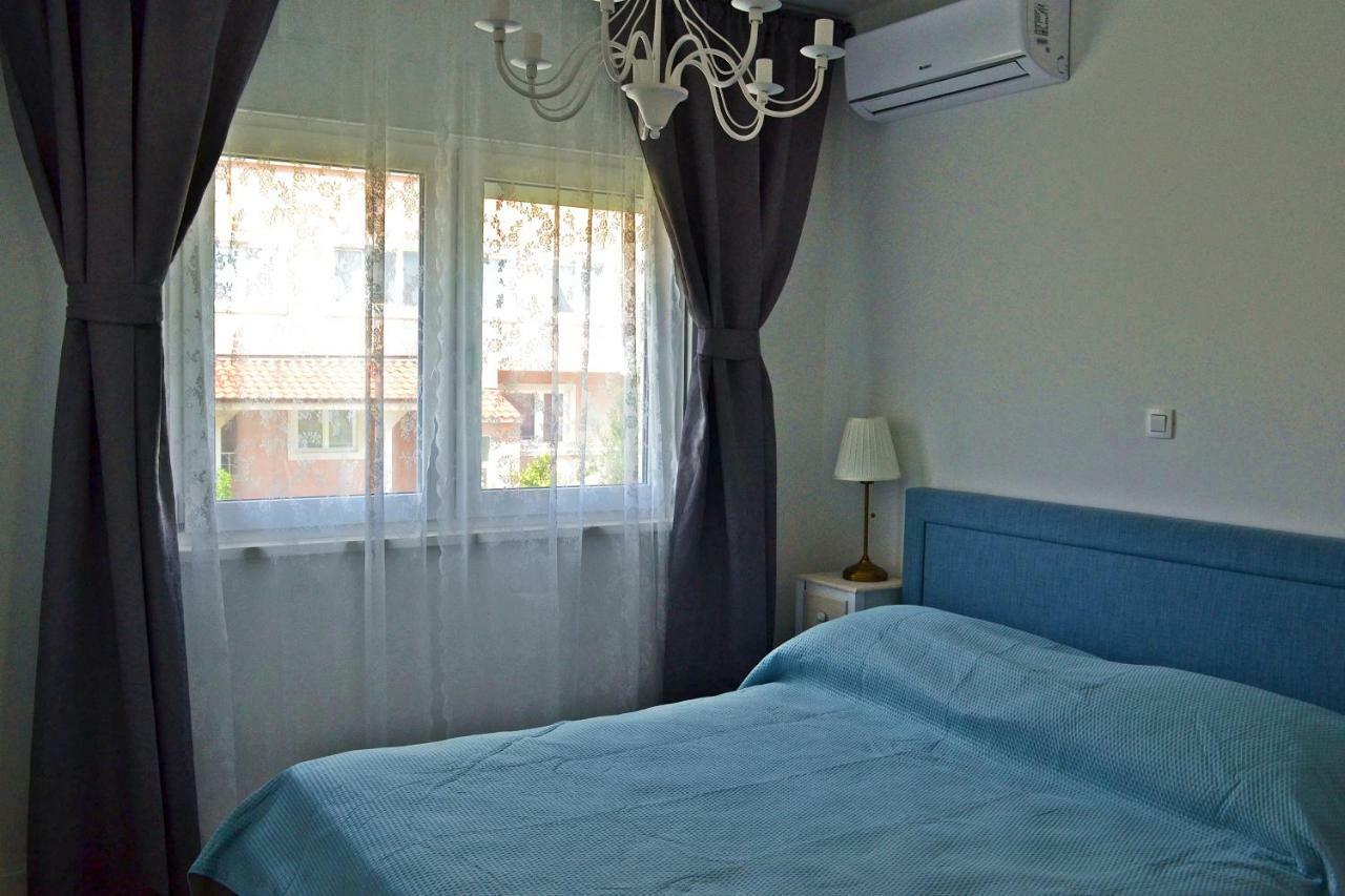 Apartment Anna Split With Parking Екстер'єр фото