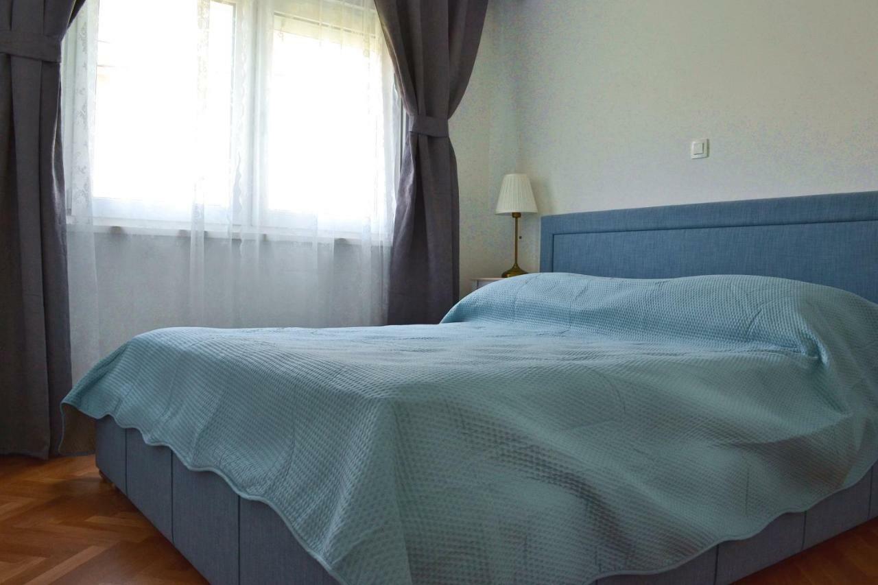 Apartment Anna Split With Parking Екстер'єр фото